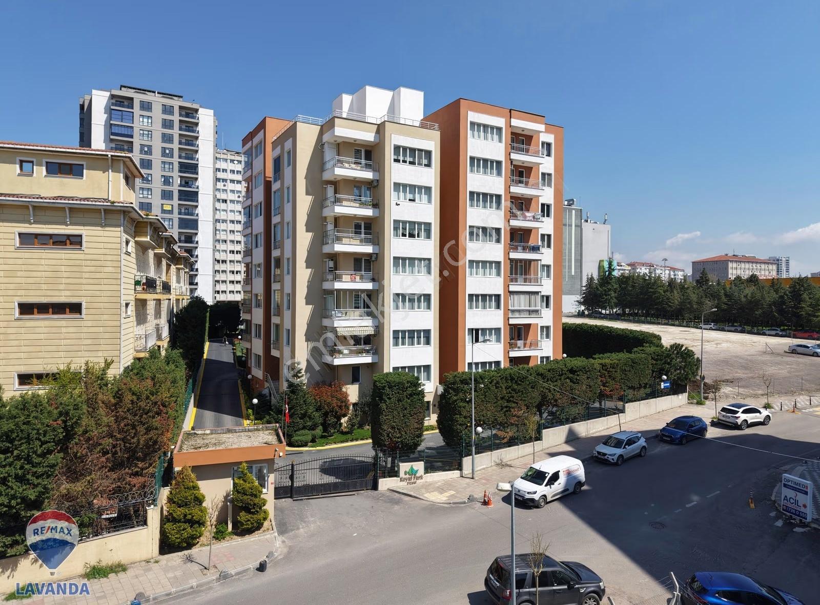 Çorlu Alipaşa'da Royal Park Sitesinde Güney Cephe 2+1 Daire - Görsel 33
