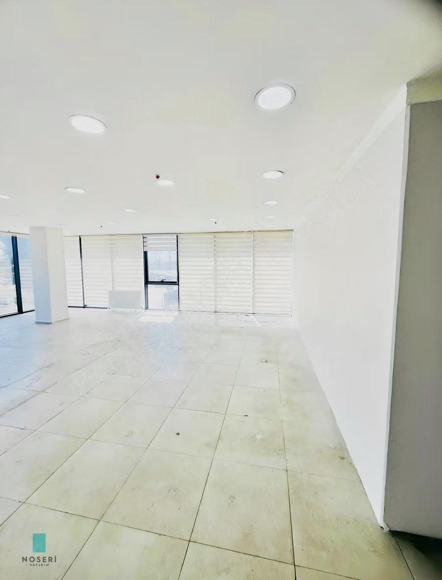 Reşadıye Caddesi Üzerinde Kiralık 280m2 İş Yeri - Görsel 12