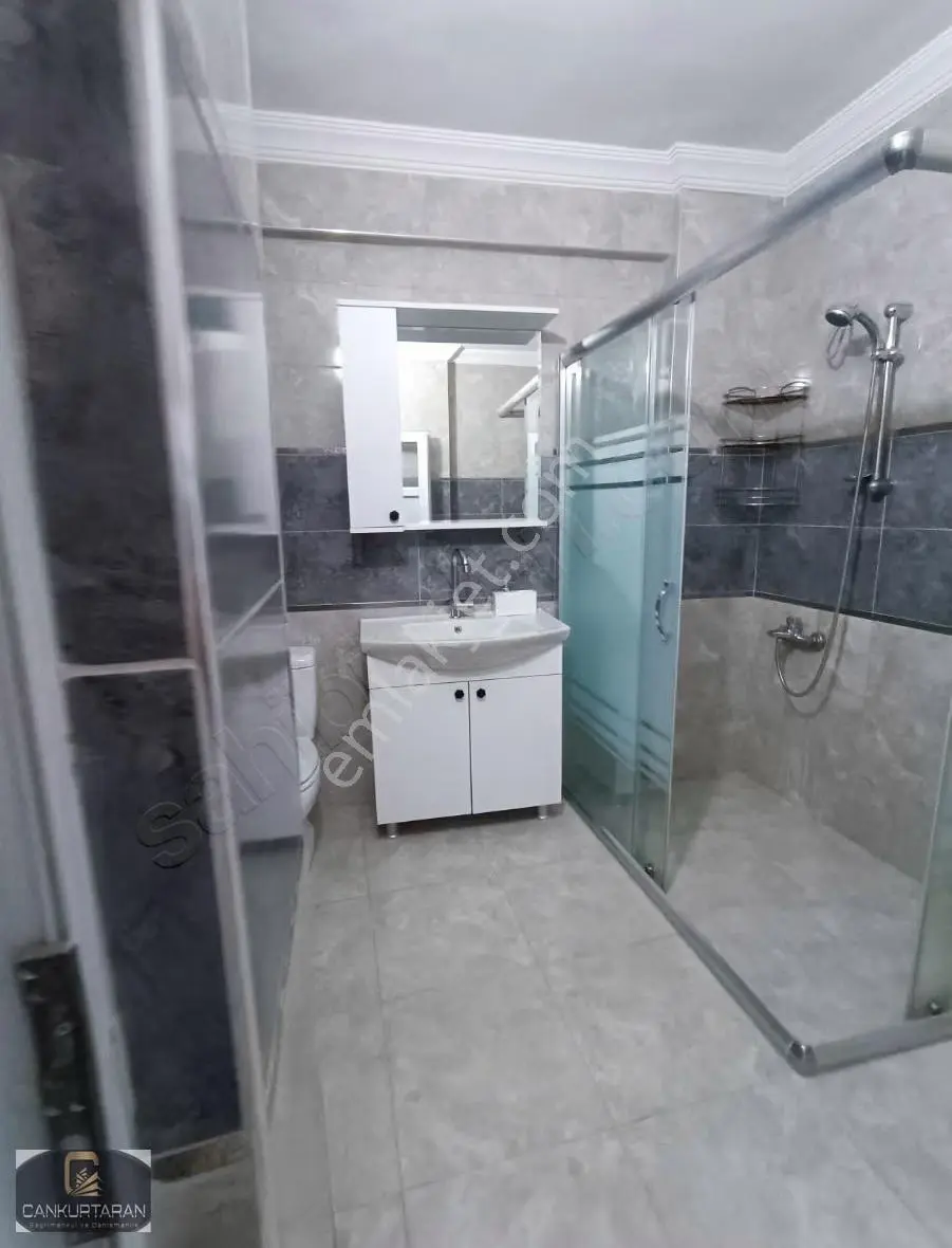 Mezitli Merkez Gmk Cadde Üzerinde 3+1 Geniş Kiralık Daire - Görsel 3