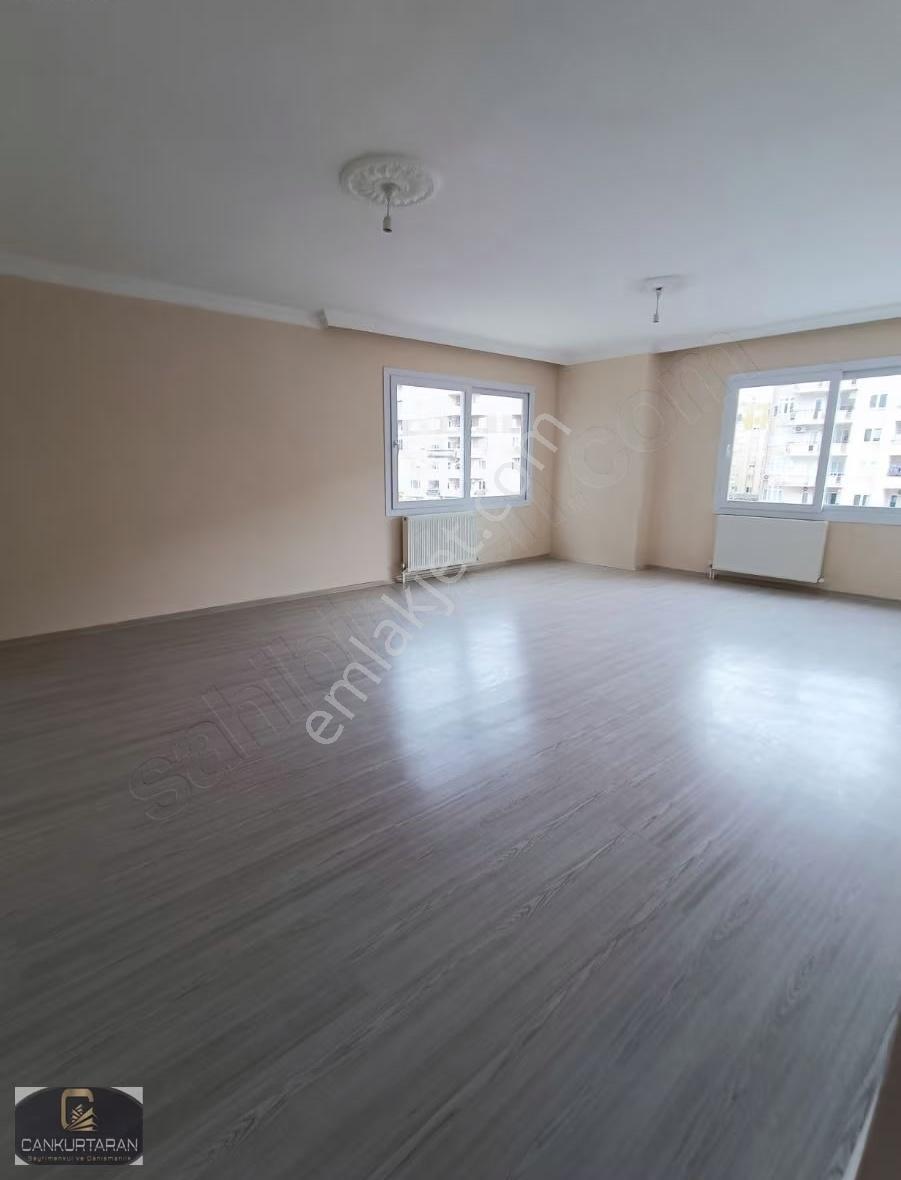 Mezitli Merkez Gmk Cadde Üzerinde 3+1 Geniş Kiralık Daire - Görsel 13
