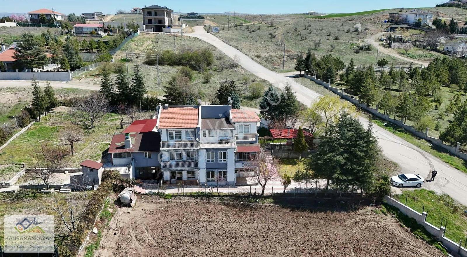 K.kazan Gyo'dan Satılık 9+1 3katlı Villa 1470m2