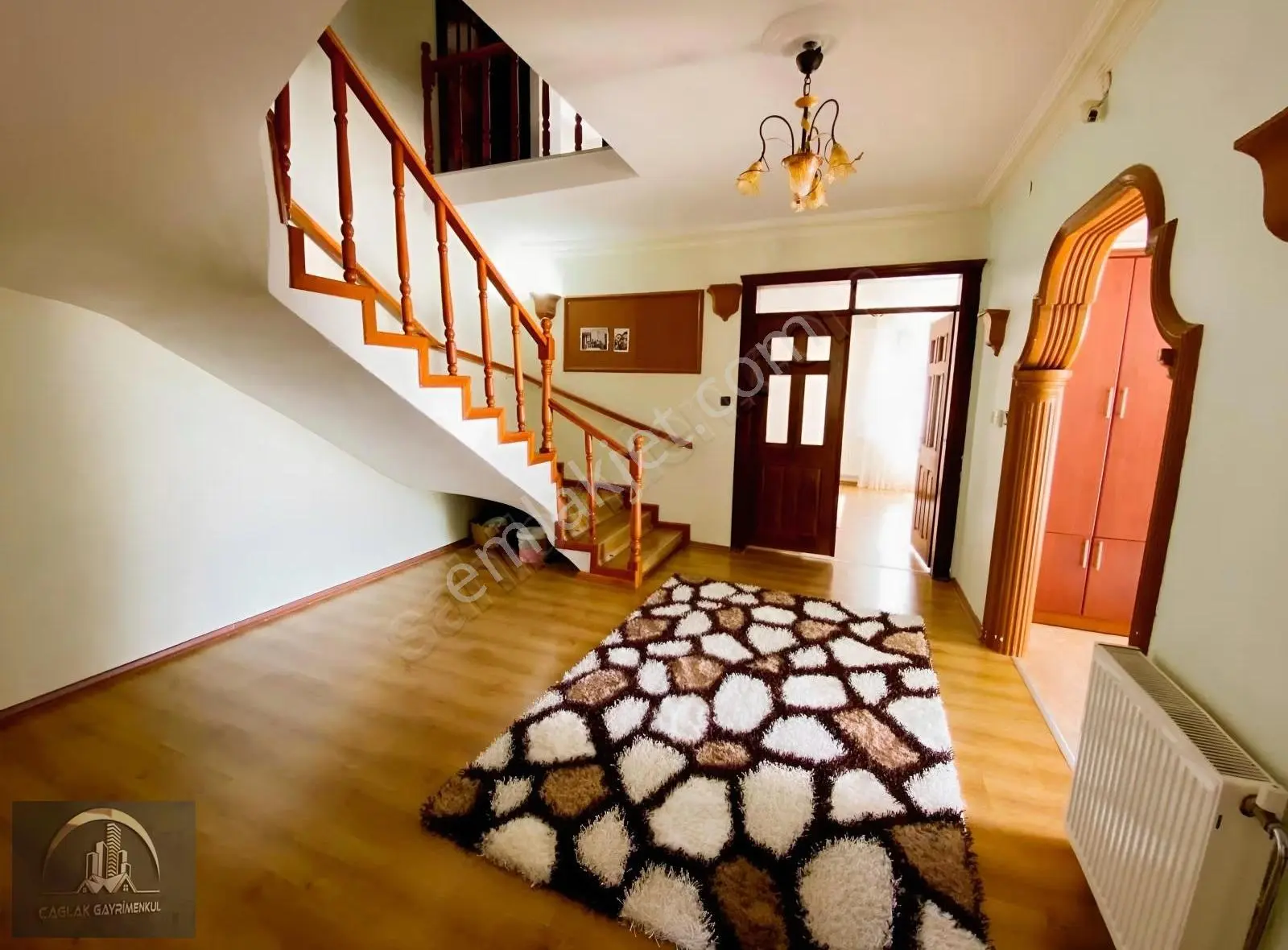Beyhekimde Kiralık Ofis Veya Villa 6+1 ( Eşyasız ) - Görsel 2