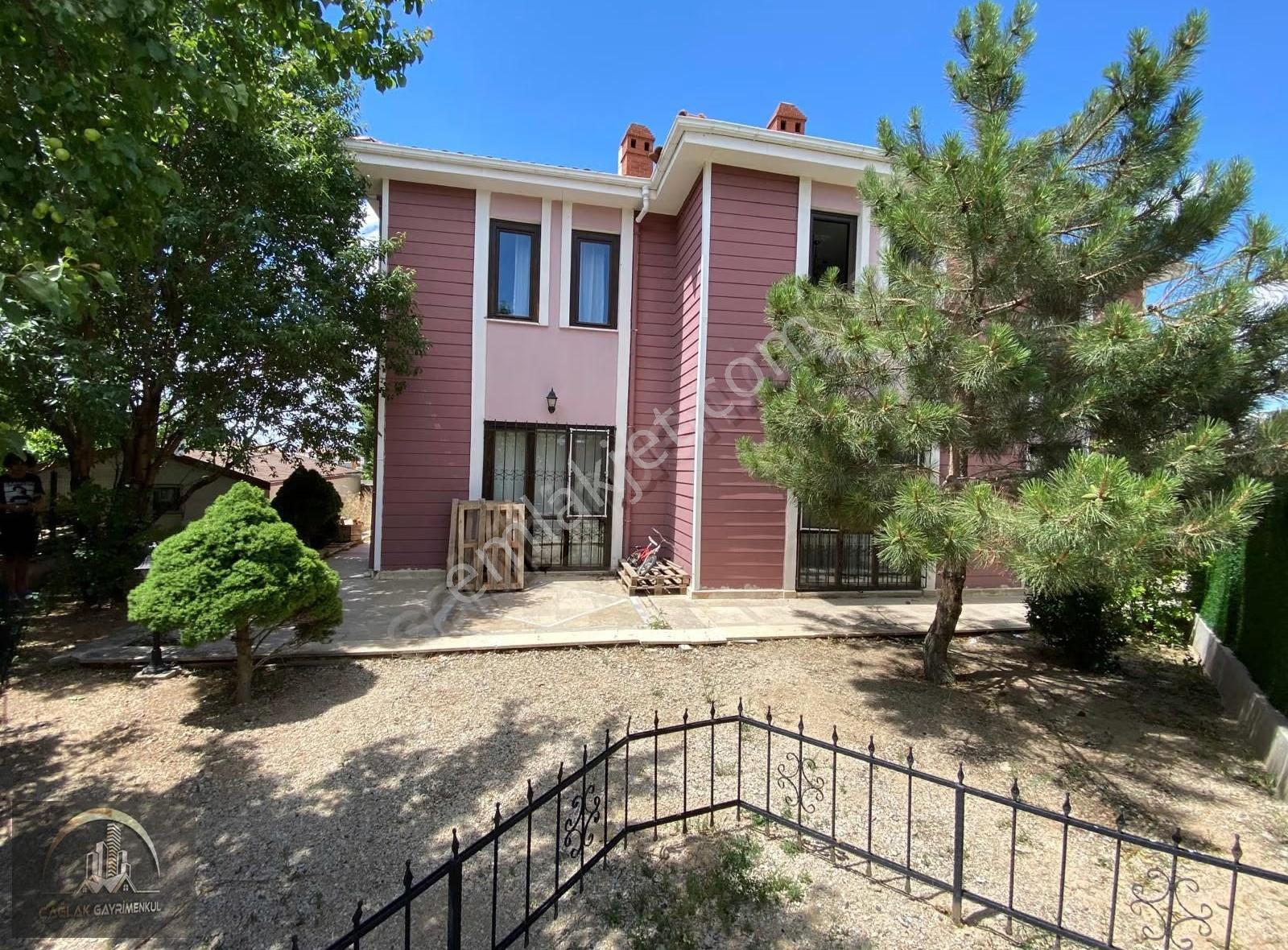 Beyhekimde Kiralık Ofis Veya Villa 6+1 ( Eşyasız ) - Görsel 8