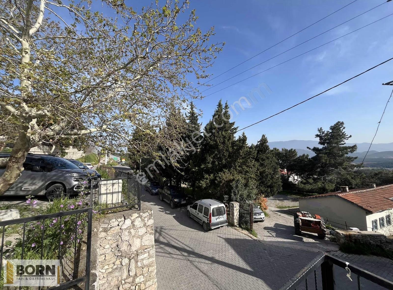 Bornova Yakaköy'de Sessiz, Doğa Manzaralı Boyalı Temız 3+1 Daıre - Görsel 17