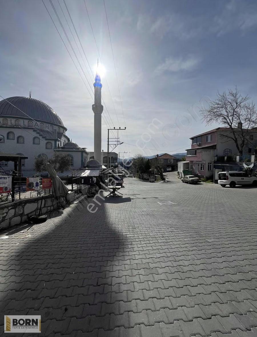 Bornova Yakaköy'de Sessiz, Doğa Manzaralı Boyalı Temız 3+1 Daıre - Görsel 9