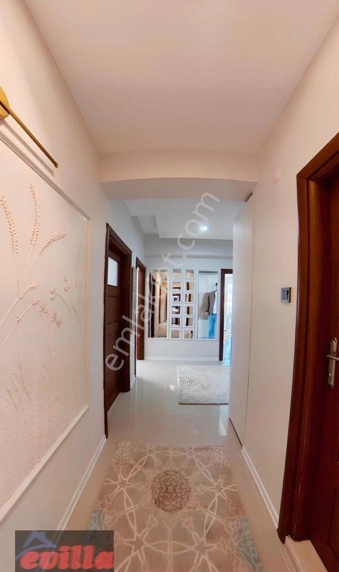 Mimarsinan'da Satılık Giyinme Odalı Sahile Yakın 8+2 Dubleks - Görsel 24