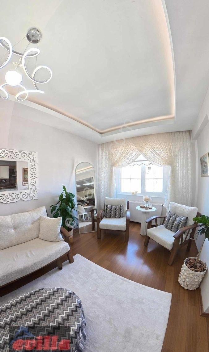 Mimarsinan'da Satılık Giyinme Odalı Sahile Yakın 8+2 Dubleks - Görsel 27