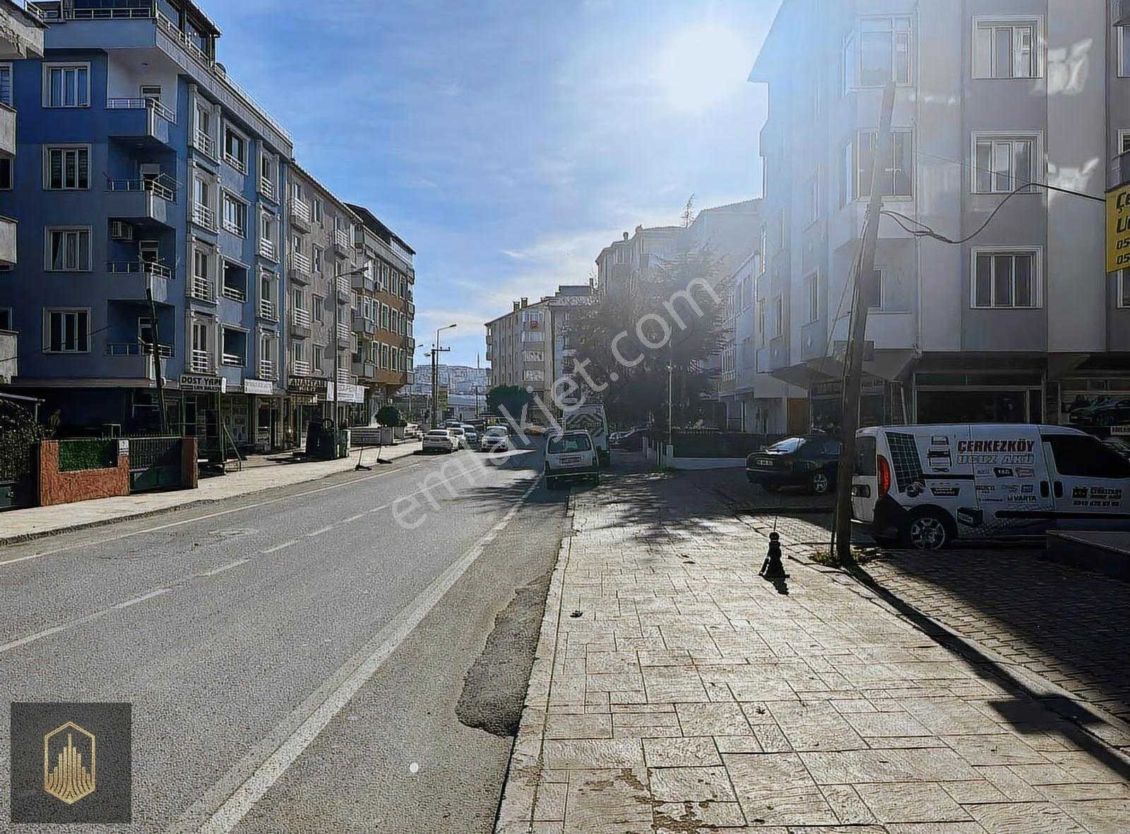 Çerkezköy Fevzipaşa Mah.fevzipaşa Caddesinde Cadde Cephe 90 M2 İki Kat Dükkan - Görsel 2