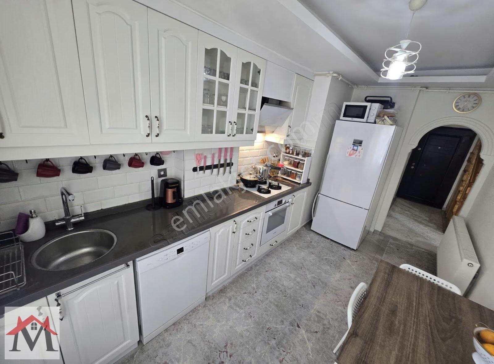 Muratpaşa Gayrimenkulden Kızıltoprak'ta 3+1 150m² Dublex - Görsel 18