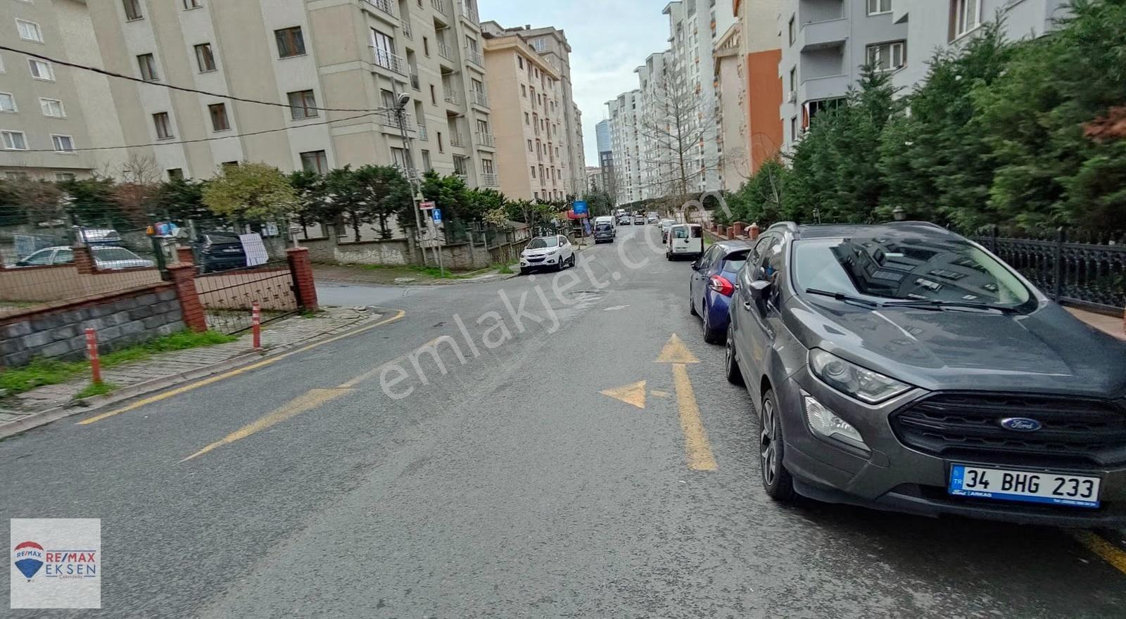 Ümraniye M Akif Mahallesinde Kiralık 3+1 Daire - Görsel 7