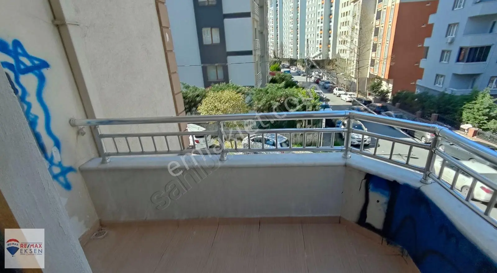 Ümraniye M Akif Mahallesinde Kiralık 3+1 Daire - Görsel 2