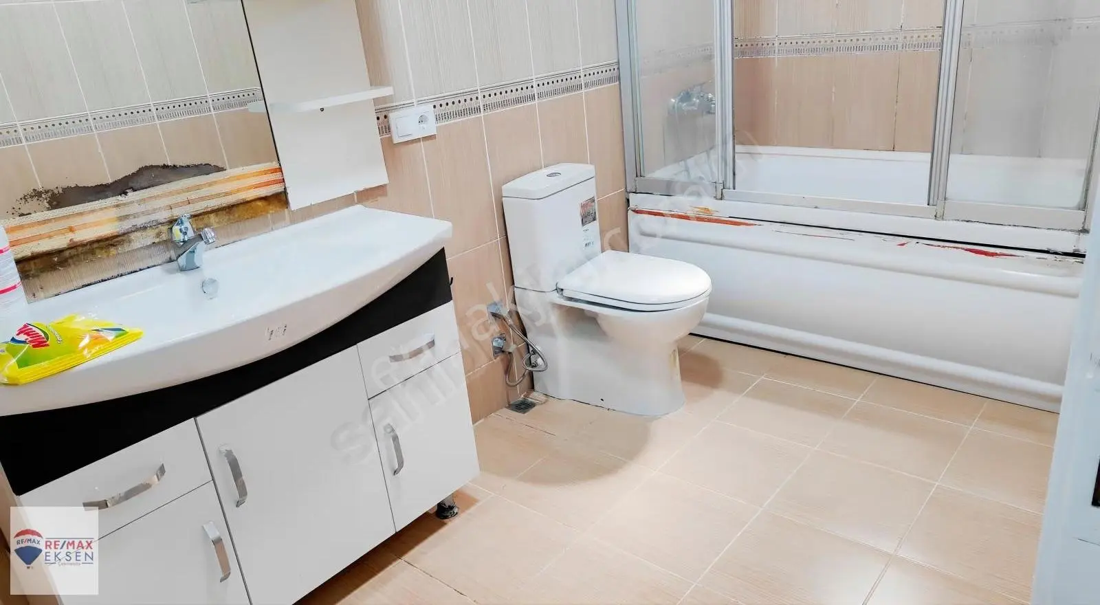 Ümraniye M Akif Mahallesinde Kiralık 3+1 Daire - Görsel 5