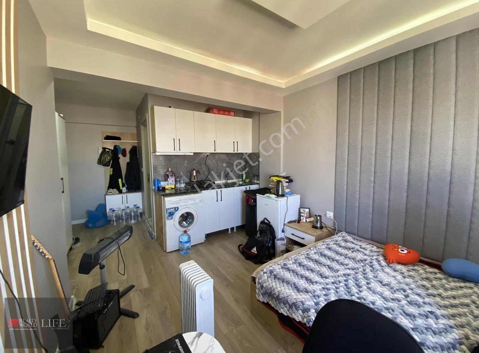 Rw Lıfe// İstiklal Mh. İki Eylül Cd. Üzerinde Satılık1+0 Daire - Görsel 3