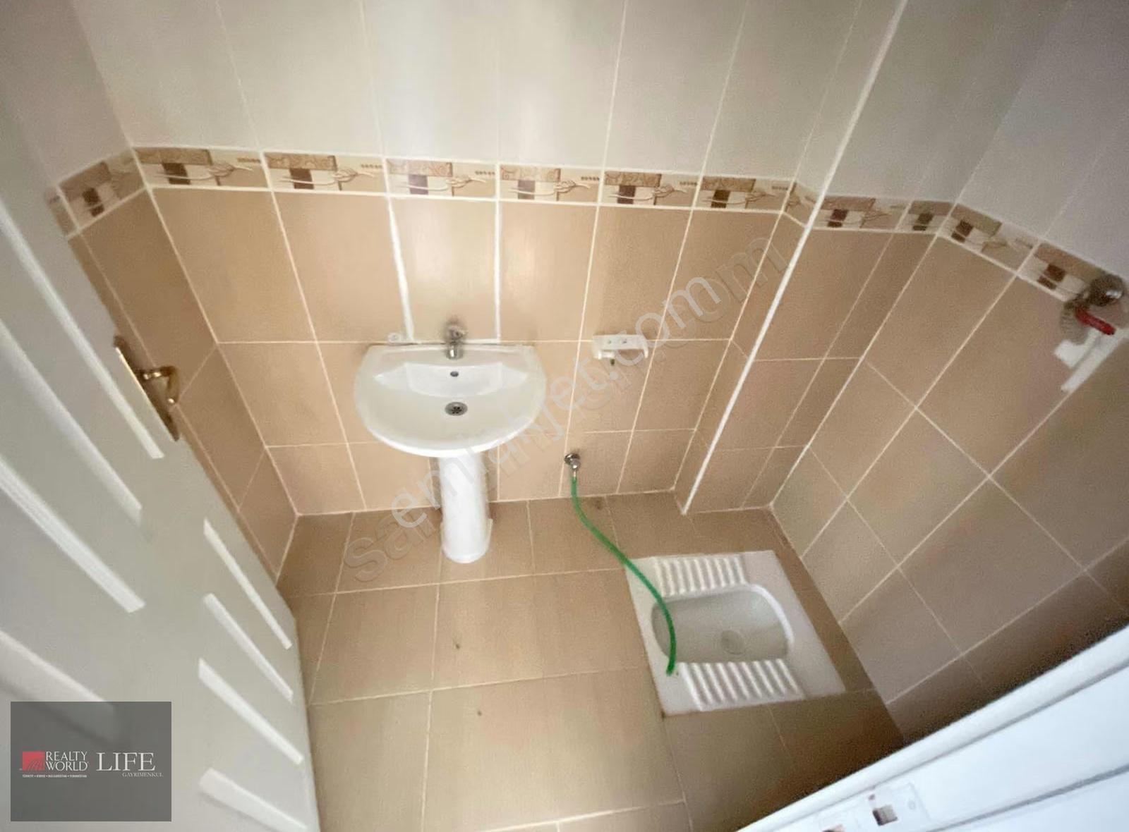 Rwlıfe //bahçelievler Mah.orhan Oğuz Cad.üzeri 2+1 Kiralık Daire - Görsel 18