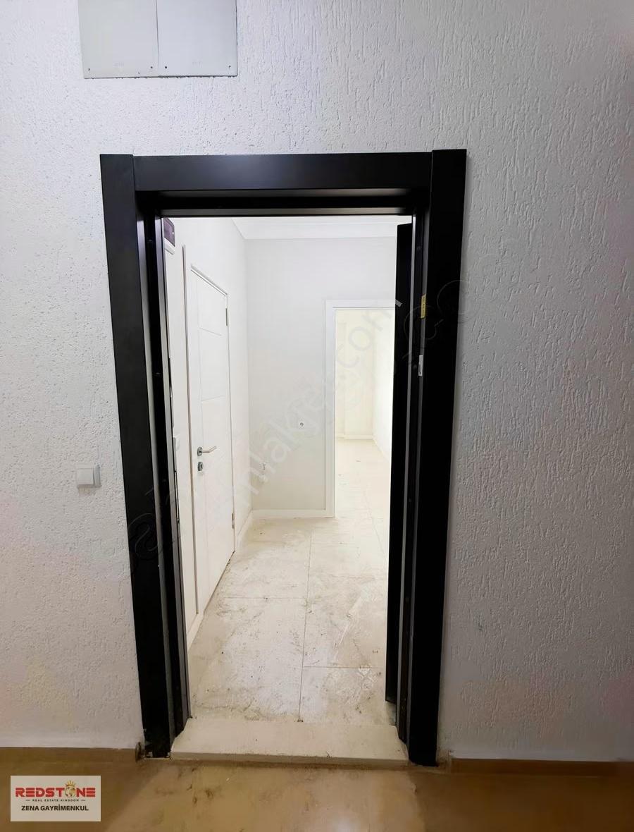 Redstone Zena'dan Söğütlü'de Satılık 1+1 Apart Daire - Görsel 2