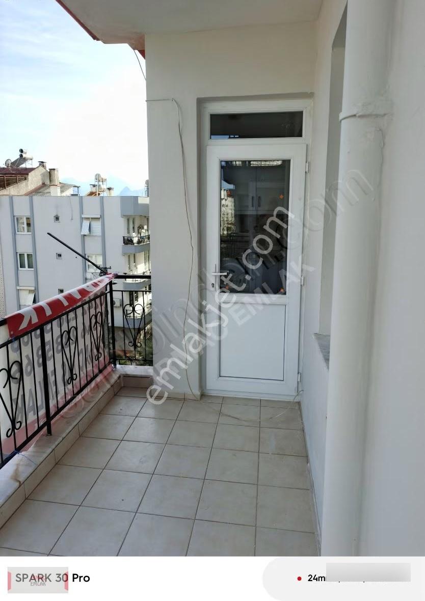 Yeşilyurt Mah. 4+1 Kiralık Dübleks Daire - Görsel 18