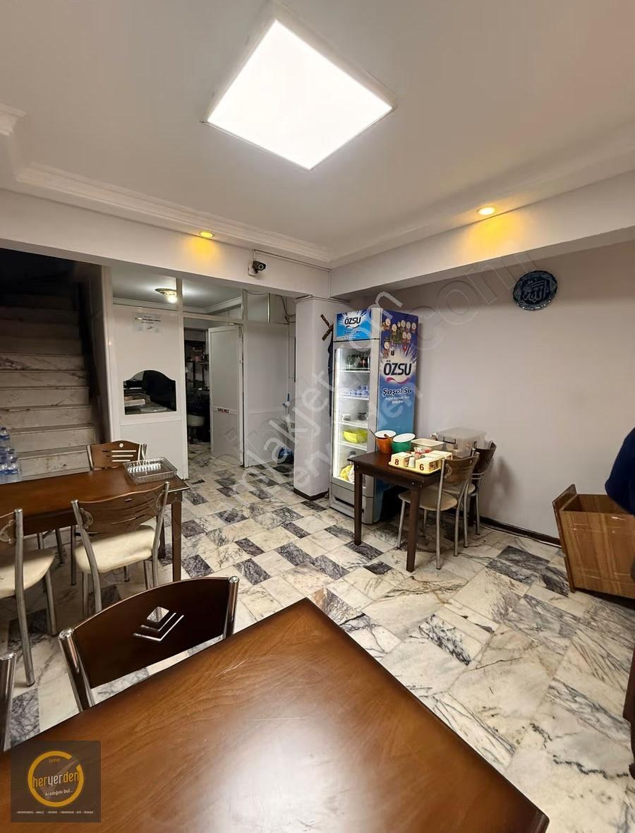 Kemeraltı'nda Devren Kiralık Tarihi Lokanta - 200m² - Görsel 5