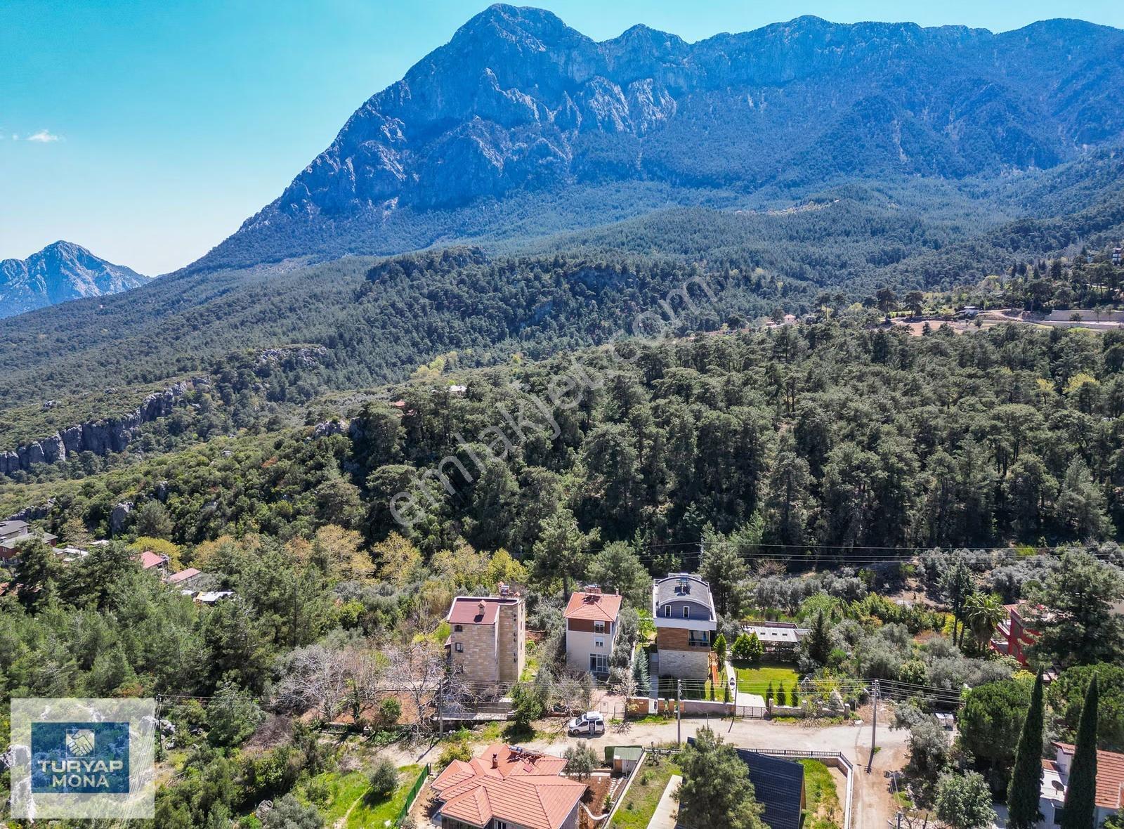 Geyikbayırında Doğayla İç İçe 3 Katlı Villa - Görsel 9