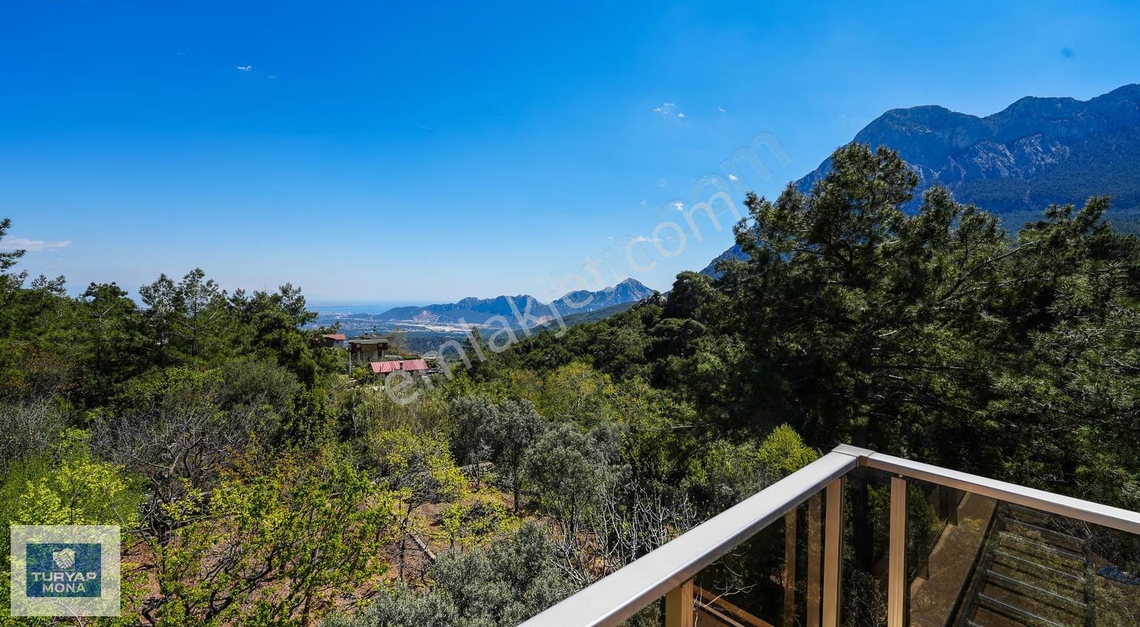 Geyikbayırında Doğayla İç İçe 3 Katlı Villa - Görsel 18