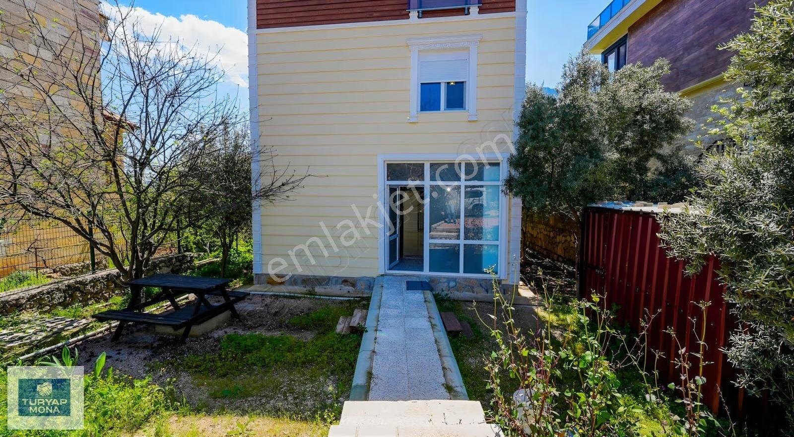 Geyikbayırında Doğayla İç İçe 3 Katlı Villa - Görsel 28