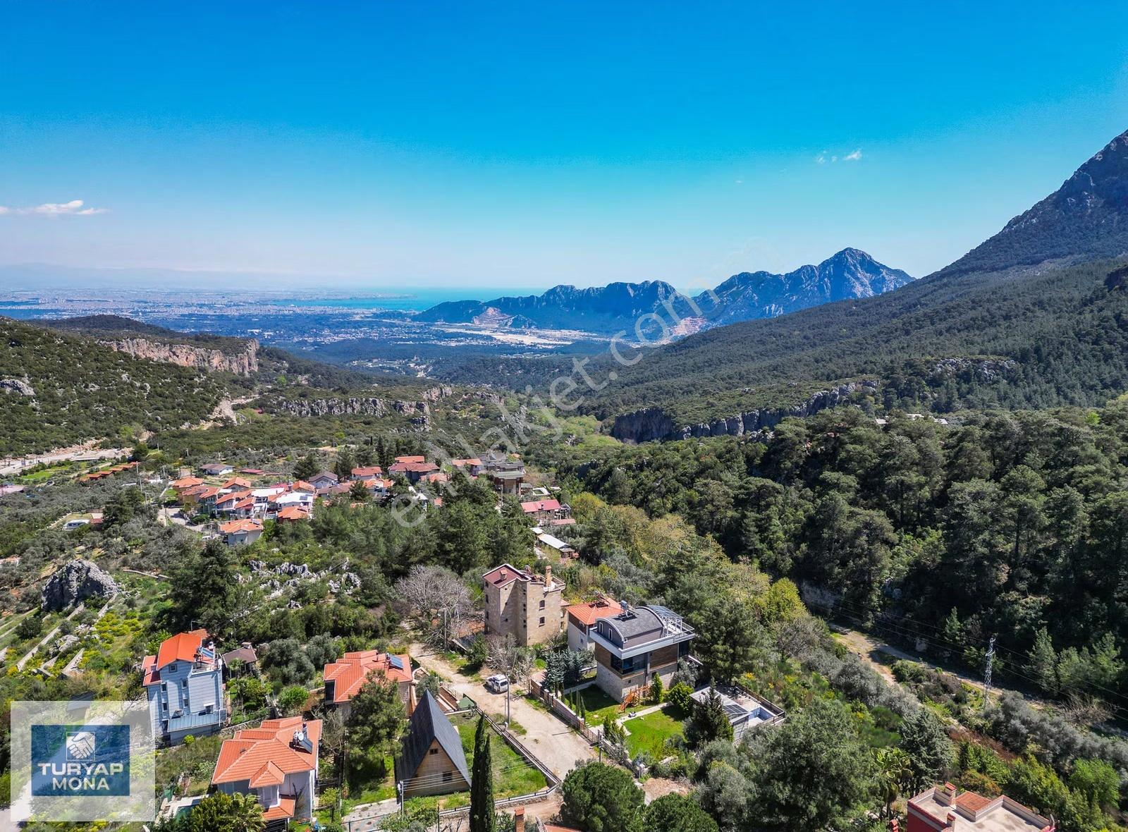 Geyikbayırında Doğayla İç İçe 3 Katlı Villa