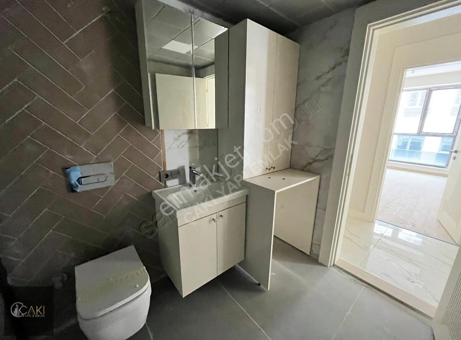 Çakı Yapı Emlaktan Cumhuriyet Mahallesinde Satılık 4+1 Daire - Görsel 32