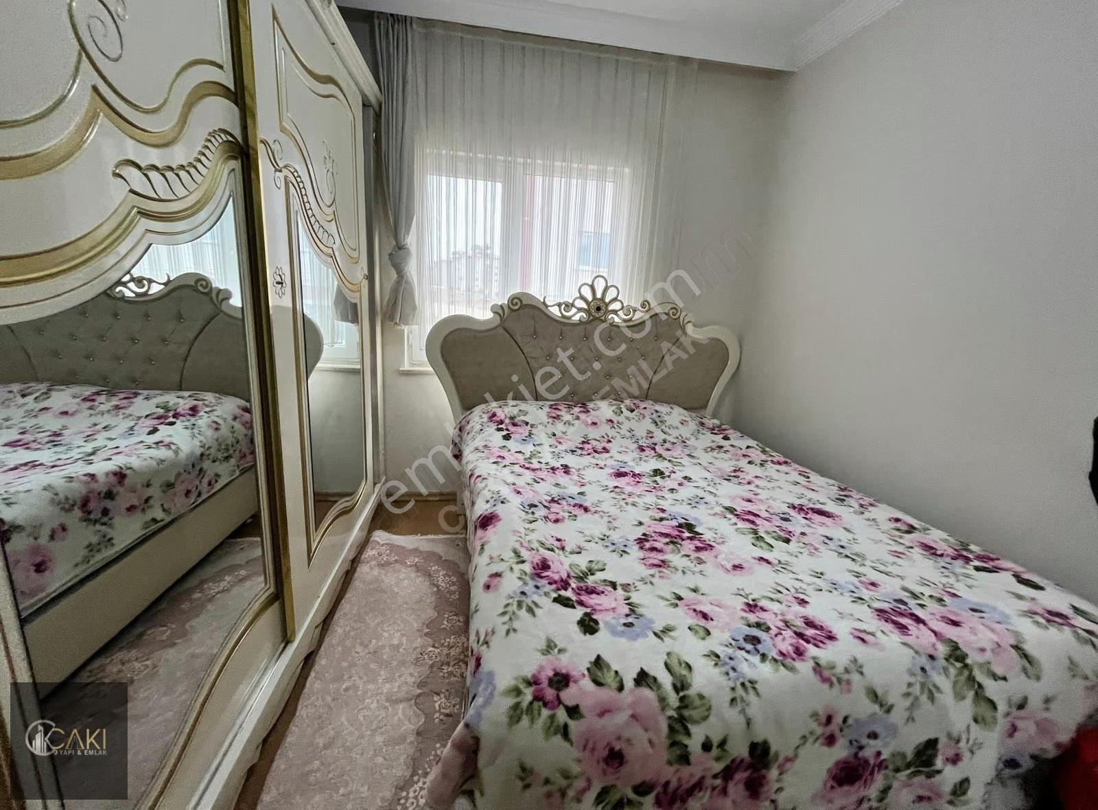 Çakı Yapı Emlaktan Kiracılar Tokide Satılık 3+1 Daire - Görsel 3