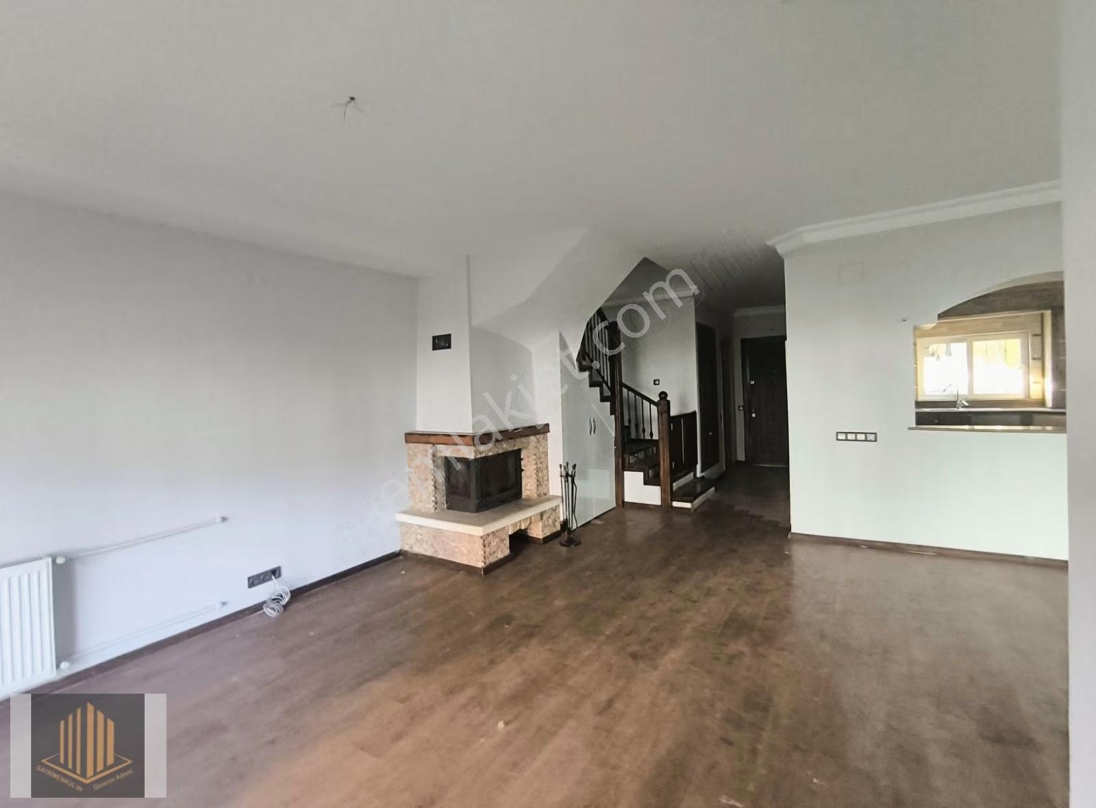 Sağlam'dan Esentepe'de 4+1 Kiralık Villa - Görsel 15