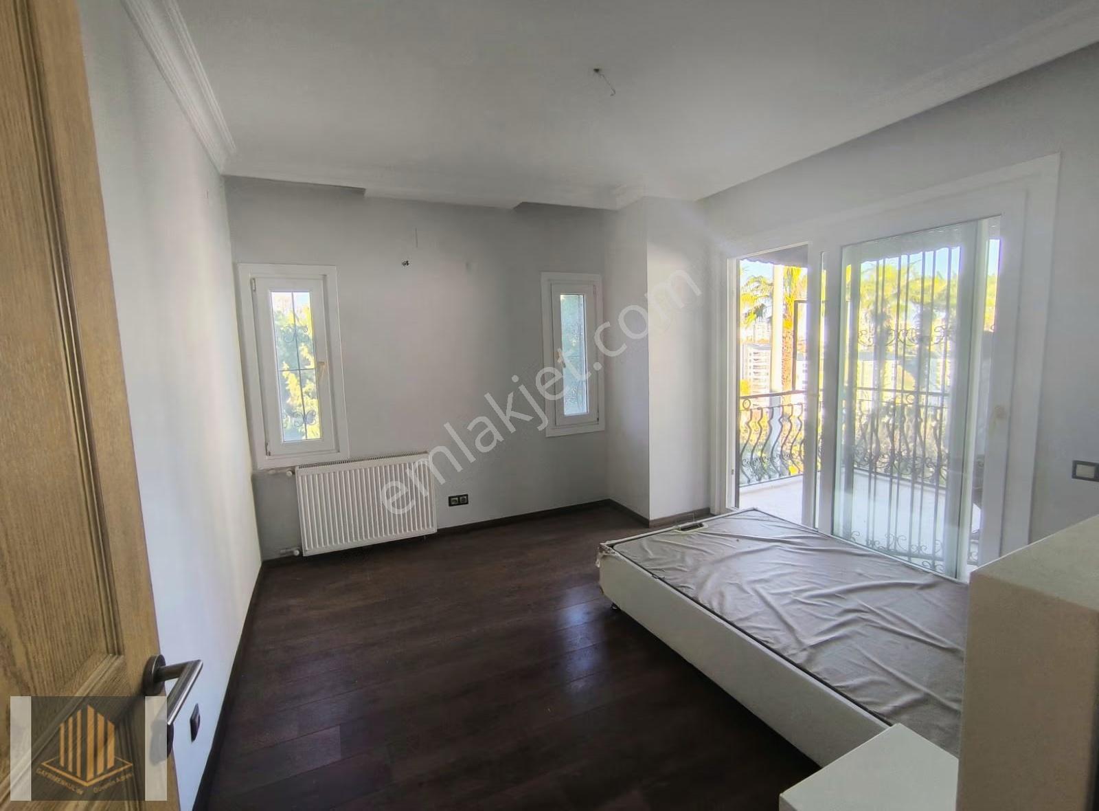 Sağlam'dan Esentepe'de 4+1 Kiralık Villa - Görsel 24