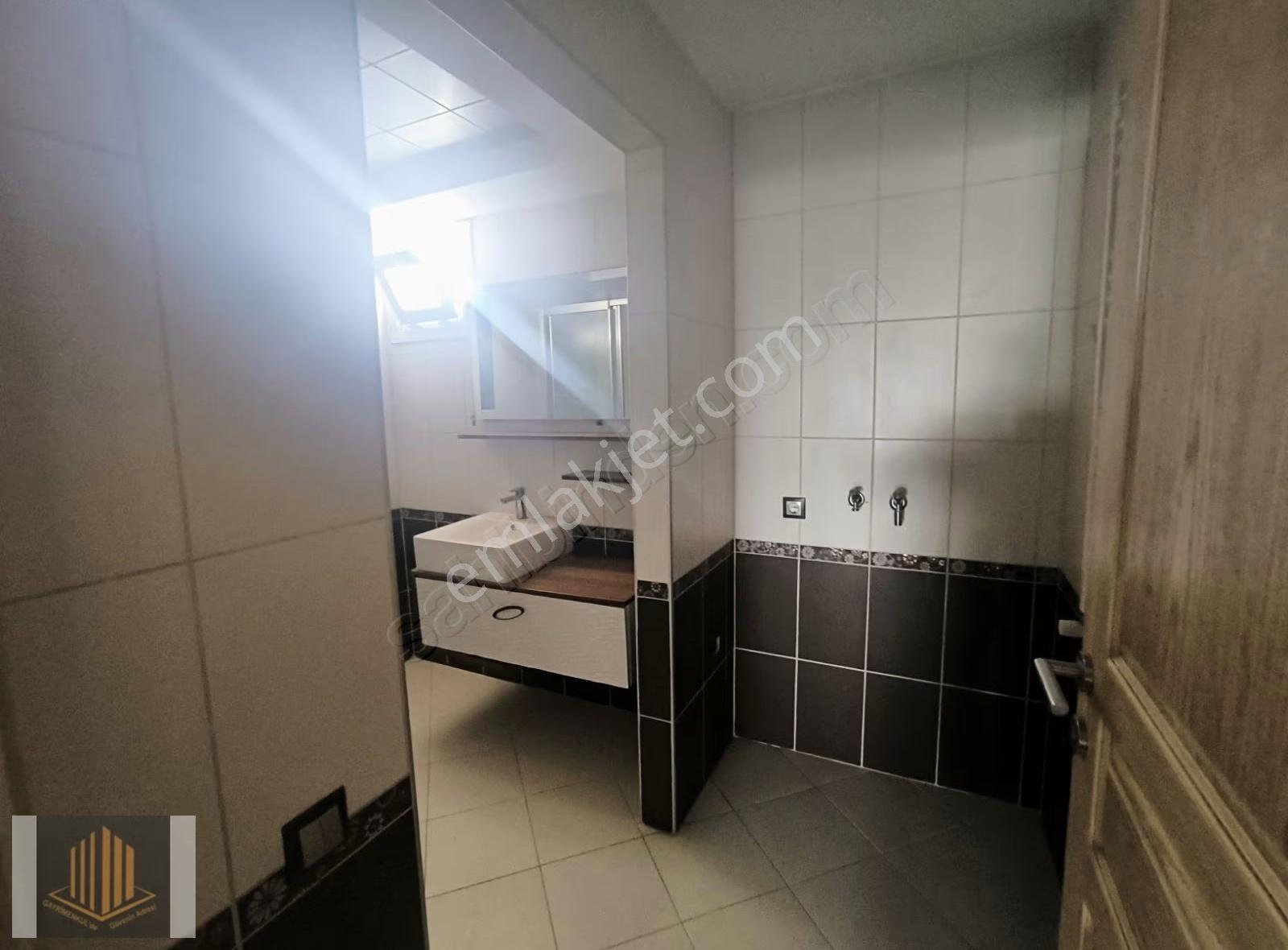 Sağlam'dan Esentepe'de 4+1 Kiralık Villa - Görsel 29