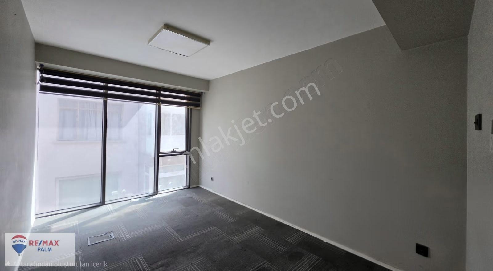 Remax Palm'den Pozcu Evo İş Merkezi'nde Satılık Büro/ofis - Görsel 9