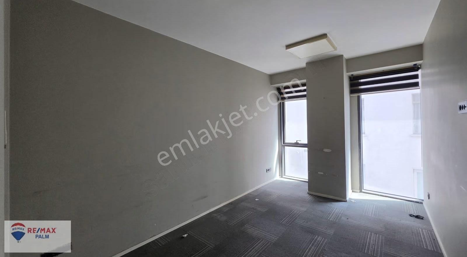 Remax Palm'den Pozcu Evo İş Merkezi'nde Satılık Büro/ofis - Görsel 17