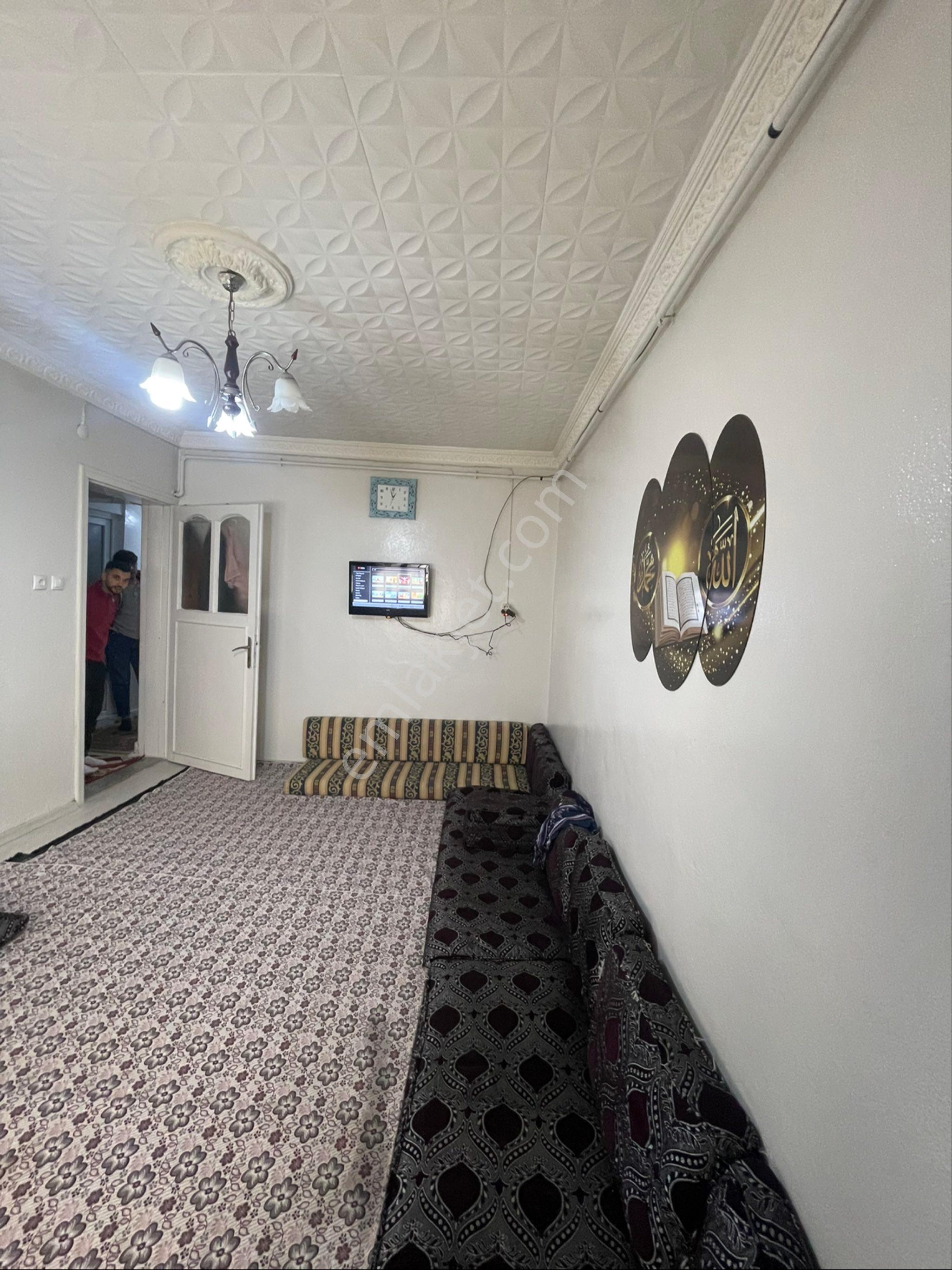 Yılmaz Emlaktan Kıbrıs Mahallesinde Doğal Gazlı İki Katlı Müstakil Ev. - Görsel 34