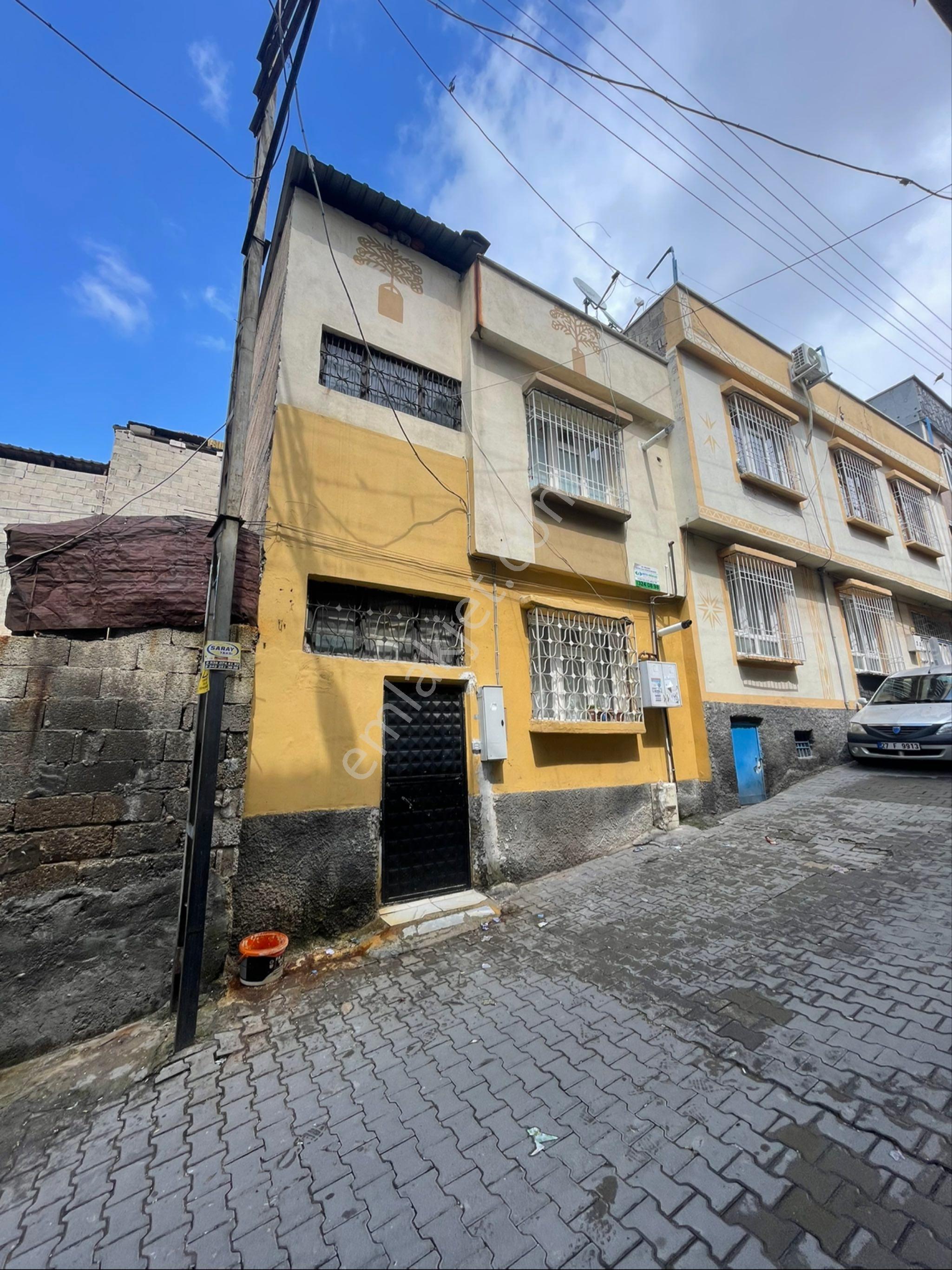 Yılmaz Emlaktan Kıbrıs Mahallesinde Doğal Gazlı İki Katlı Müstakil Ev. - Görsel 35