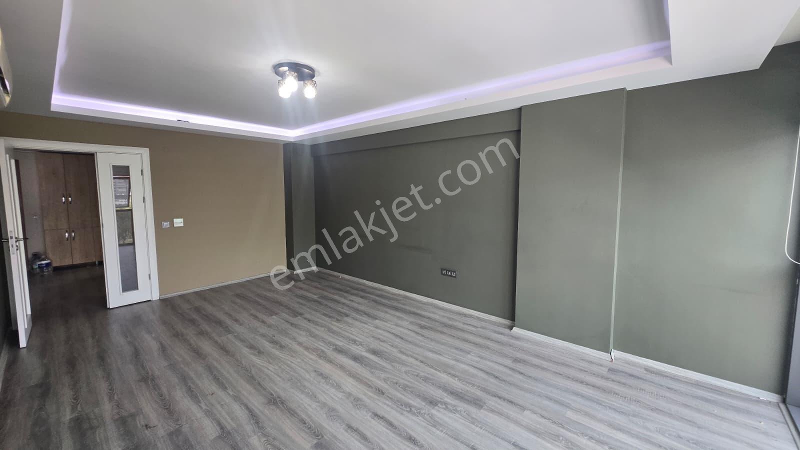 Bayraklı Dedemhan Plazada 60 M² 2+0 Kiralık Ofis | Park Manzara - Görsel 17