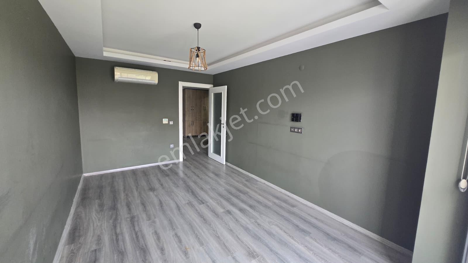 Bayraklı Dedemhan Plazada 60 M² 2+0 Kiralık Ofis | Park Manzara - Görsel 21