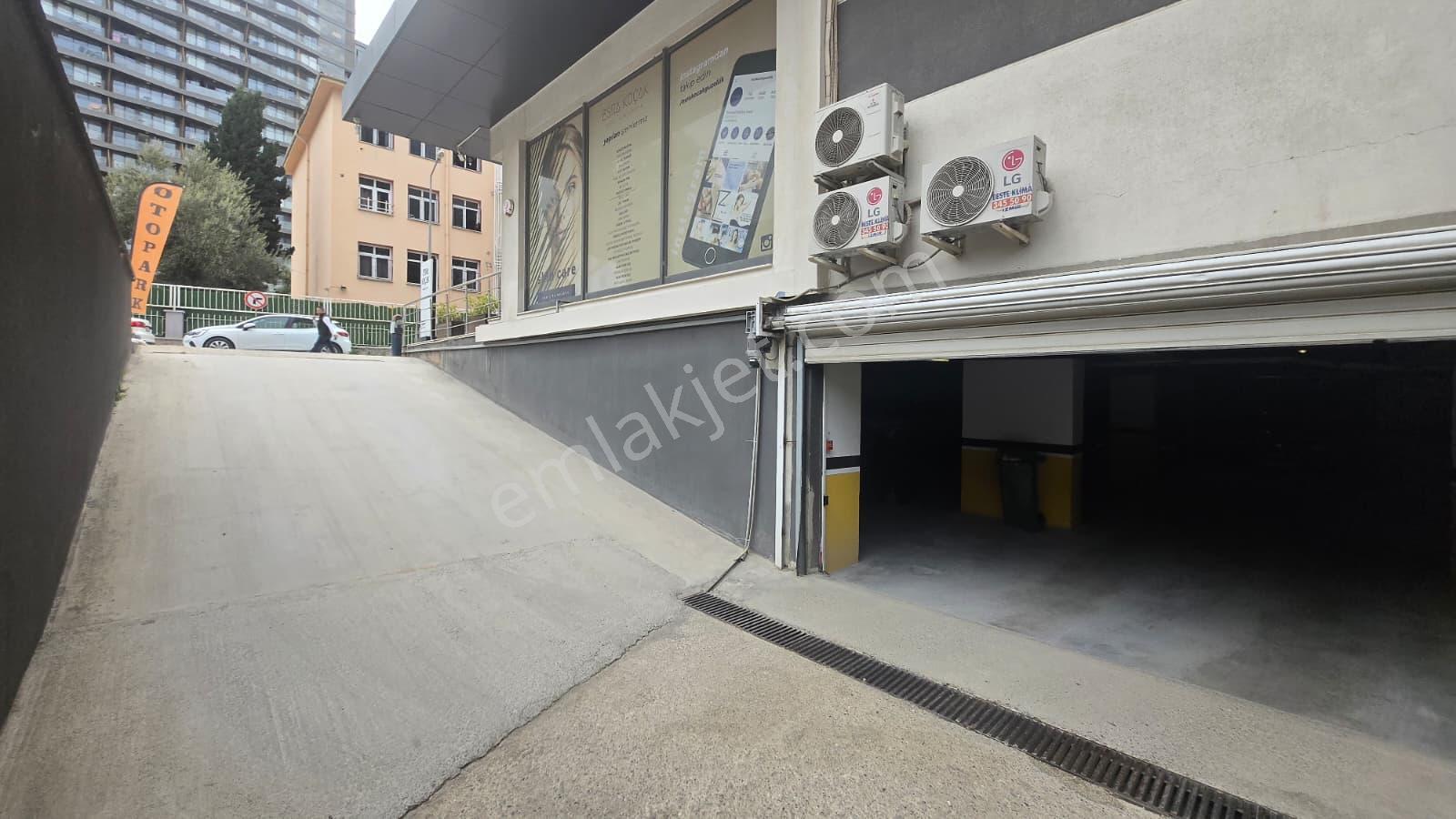Bayraklı Dedemhan Plazada 60 M² 2+0 Kiralık Ofis | Park Manzara - Görsel 26