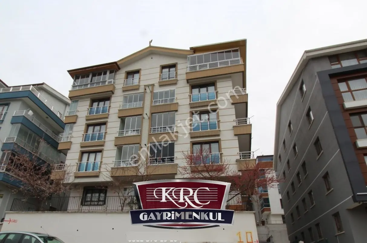 Krc'den Misket Mahallesinde 3+1 İskanlı Satılık Daire!