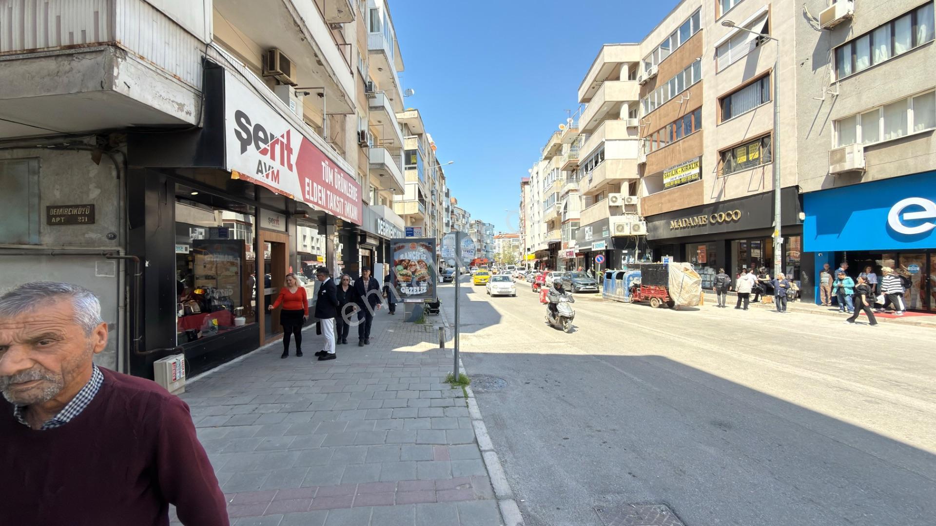 Şirinyer Menderes Caddesinde 3+1 Doğalgazlı İzbanve Metroya 3 Dk - Görsel 30