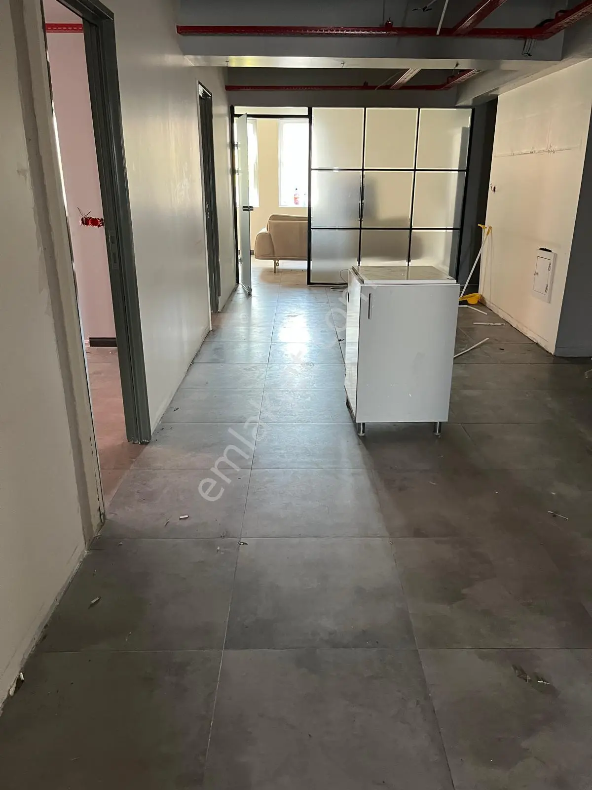 Selçuklu Selay İş Hanı Kiralık Büro - Görsel 2
