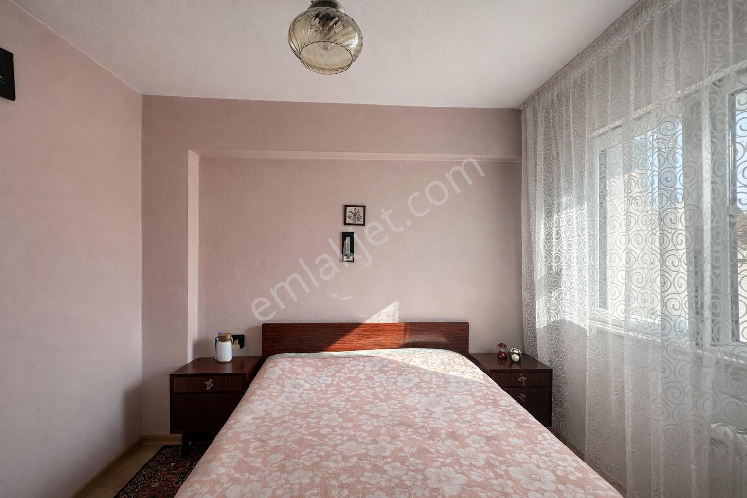 Umas Solutıon'dan Ayvalık Merkezde Denize Sıfır 3+1 Daire - Görsel 22