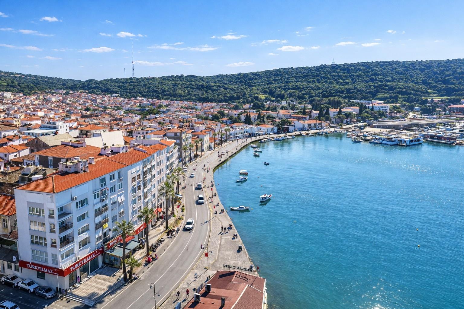 Umas Solutıon'dan Ayvalık Merkezde Denize Sıfır 3+1 Daire - Görsel 26