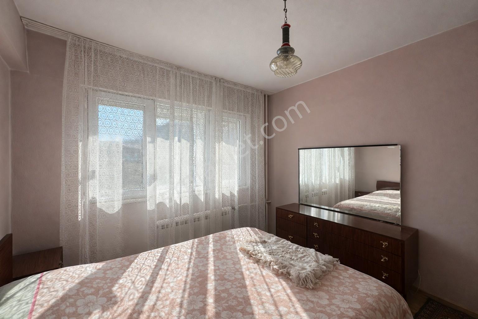Umas Solutıon'dan Ayvalık Merkezde Denize Sıfır 3+1 Daire - Görsel 23