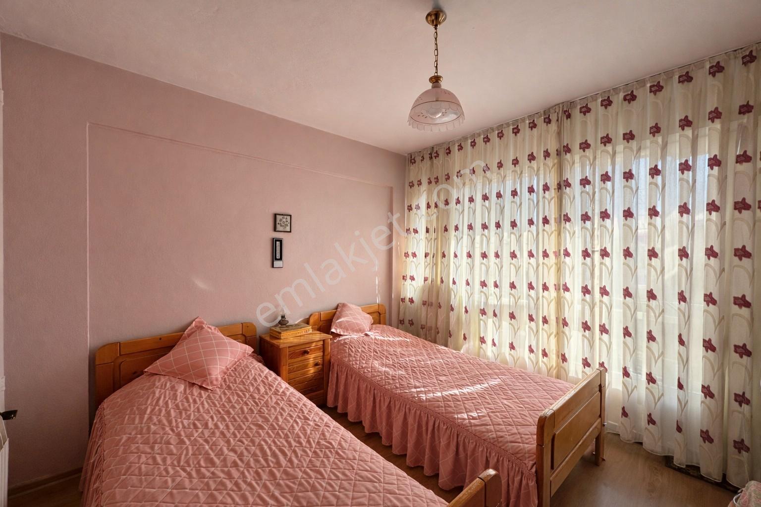 Umas Solutıon'dan Ayvalık Merkezde Denize Sıfır 3+1 Daire - Görsel 8