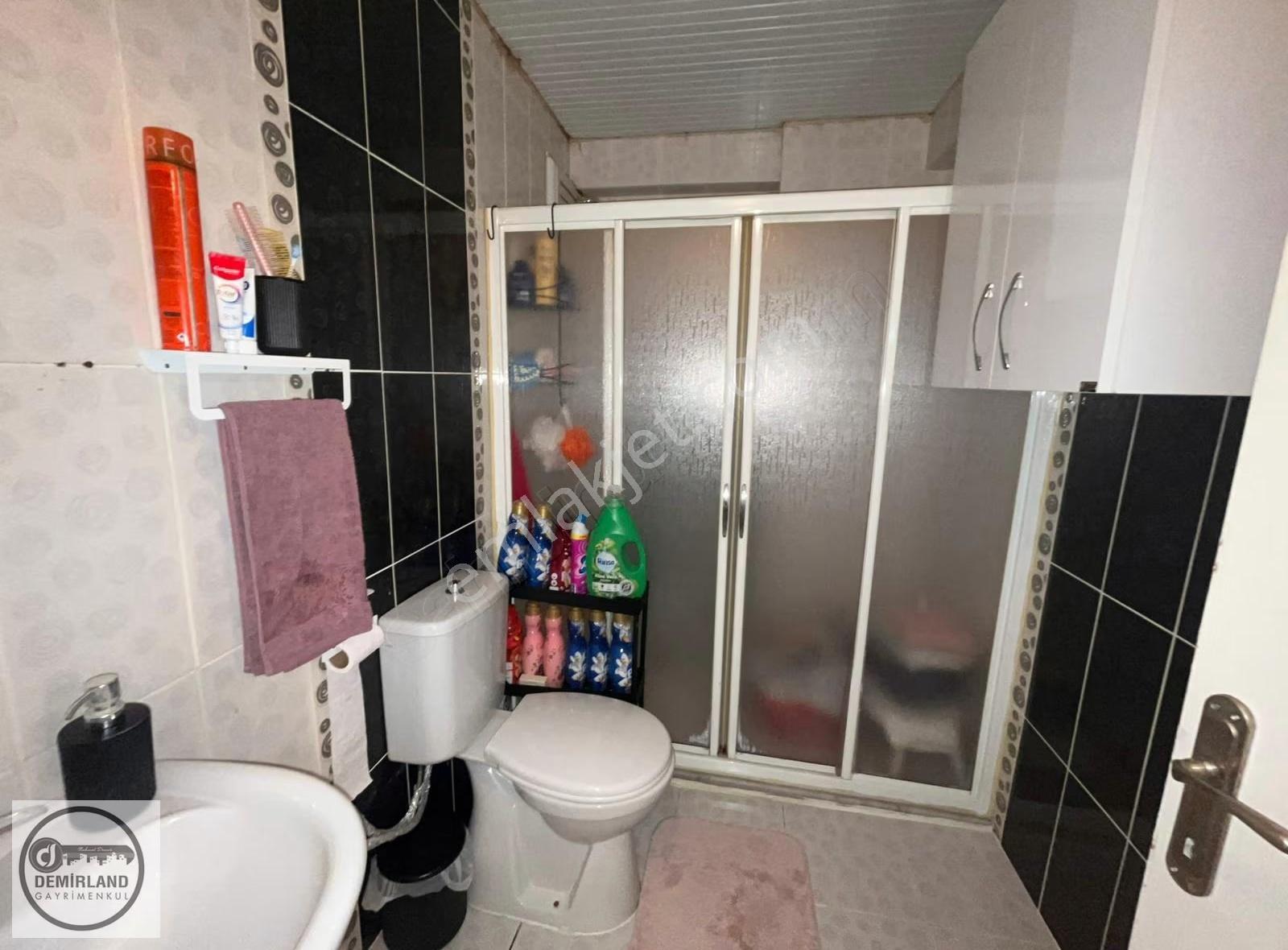 Demirland'dan Satılık Kıbrıs Caddesinde 2+1 Bakımlı Daire - Görsel 8