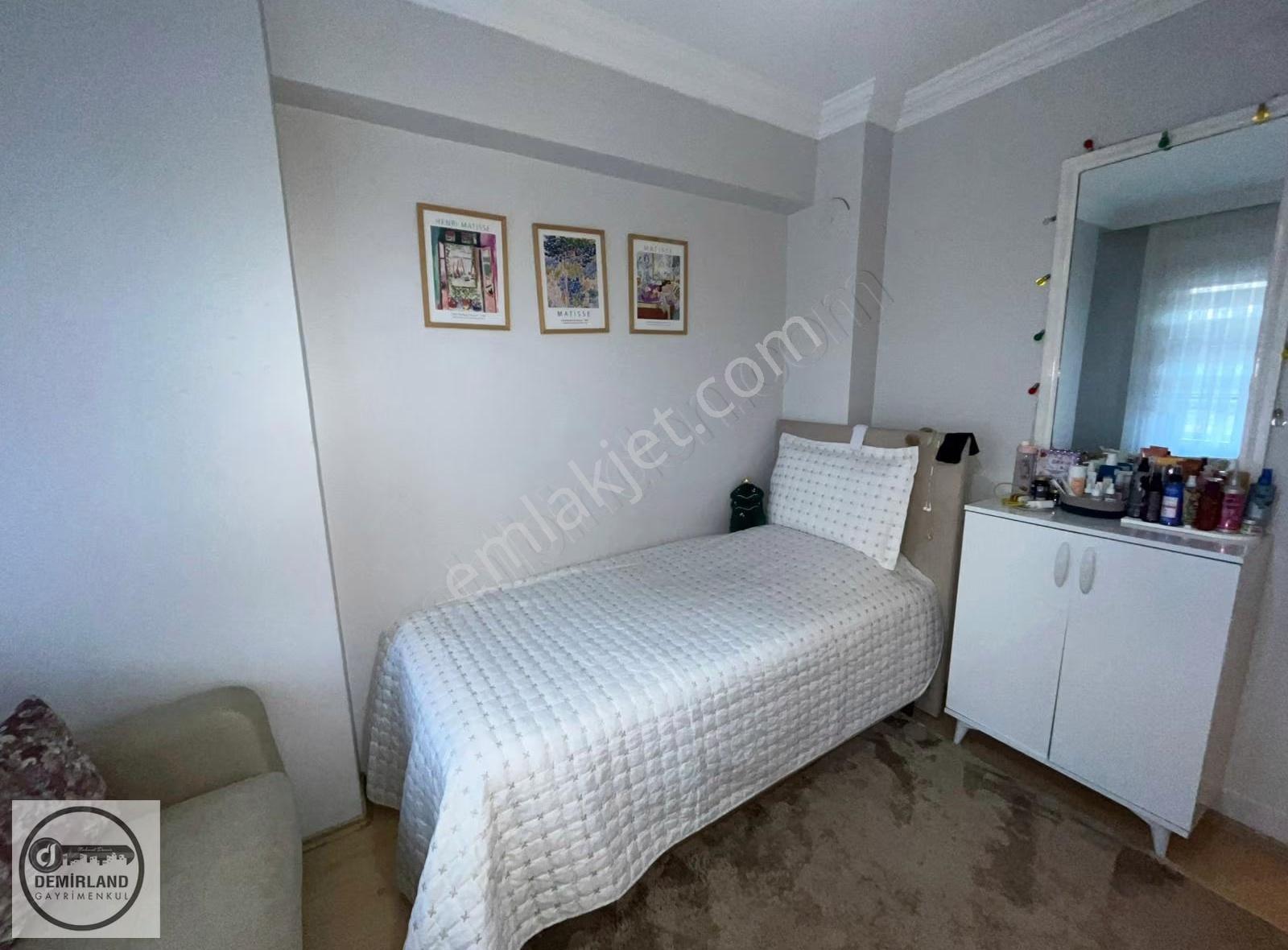 Demirland'dan Satılık Kıbrıs Caddesinde 2+1 Bakımlı Daire - Görsel 16