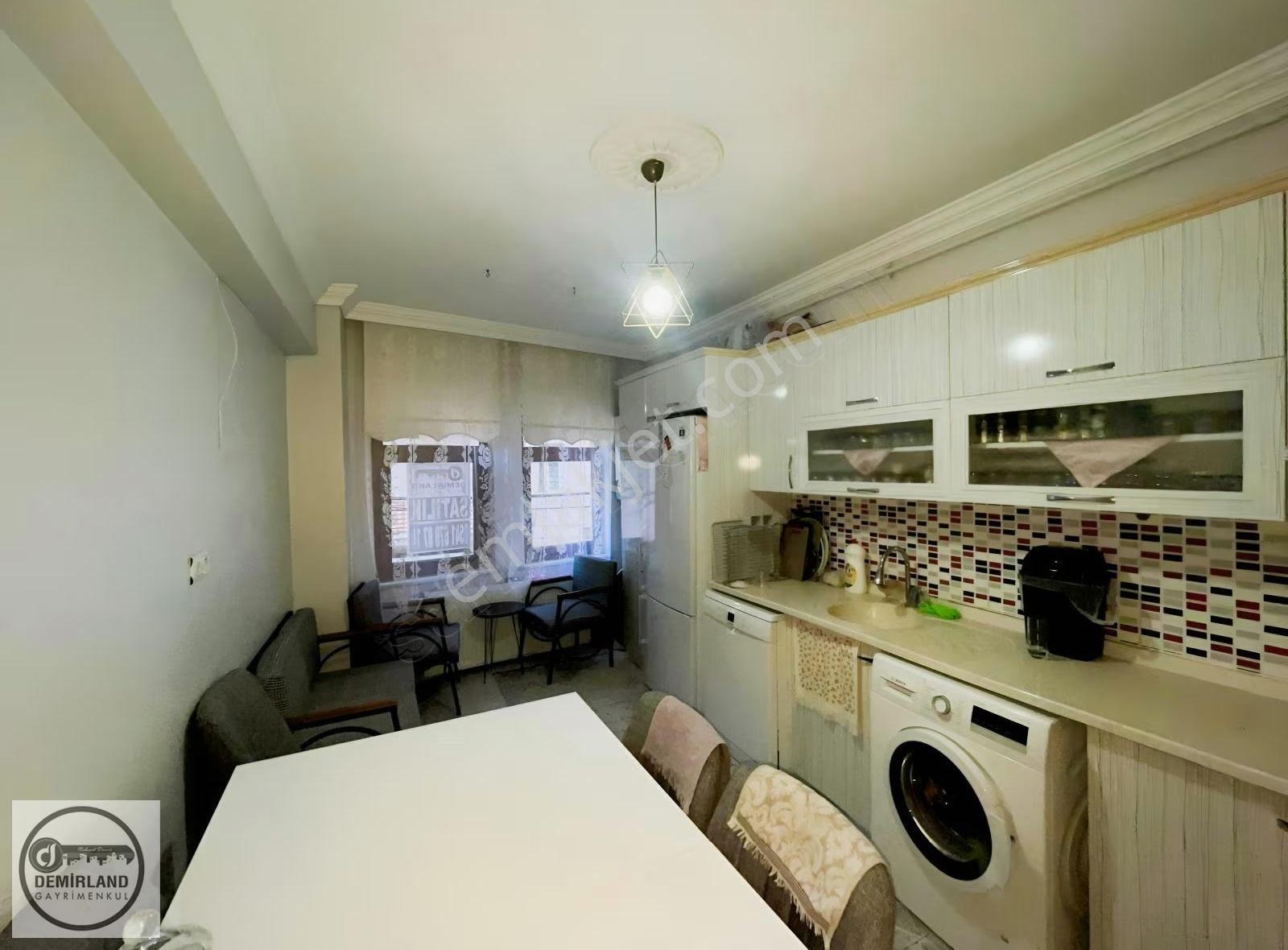 Demirland'dan Satılık Kıbrıs Caddesinde 2+1 Bakımlı Daire - Görsel 12