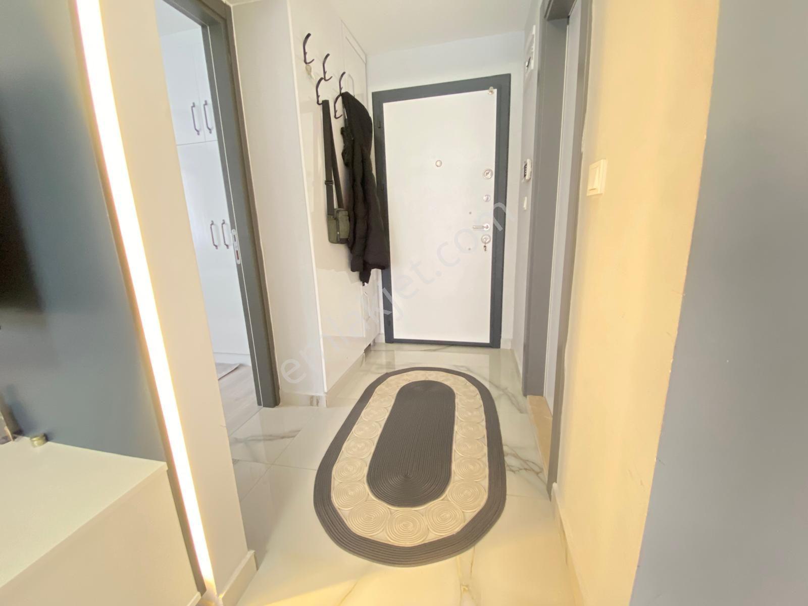 Gazipaşa'da Modern Tasarımlı Full Eşyalı 1+1 Daire - Görsel 13
