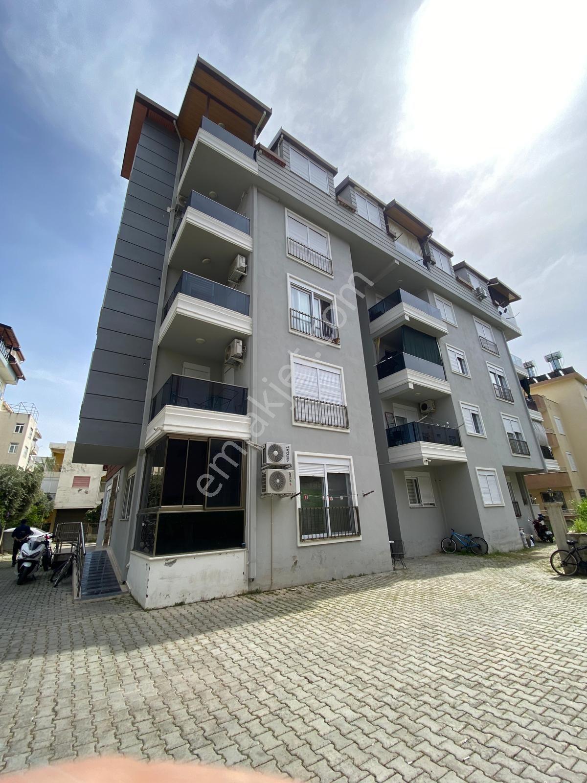 Gazipaşa'da Modern Tasarımlı Full Eşyalı 1+1 Daire - Görsel 2