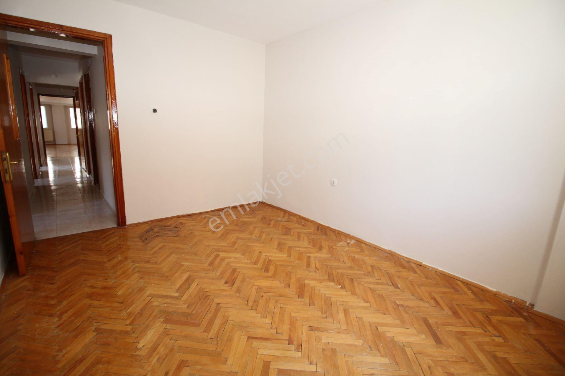 Basınsitesi De Doğalgazlı Asansörlü Otoparklı - Görsel 31